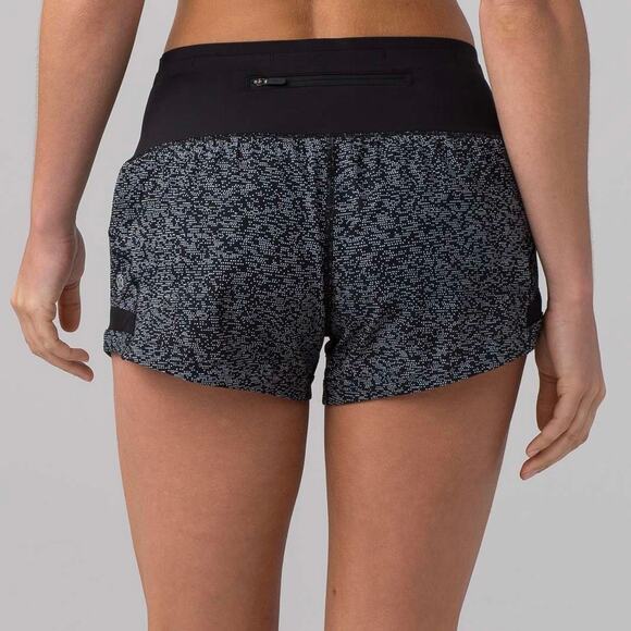 Lululemon Pace Perfect 3” Short in Soundwave White Black/Black Size 2 - Picture 14 of 16